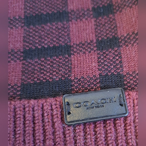 NWOT Y2K  Coach Maroon Plaid Wool Blend Preppy Casual Beanie Hat Cap w/ PomPom - Picture 4 of 5